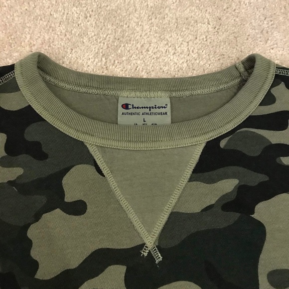 ✮ Camo Champion Sweatshirt ✮ - Picture 4 of 6